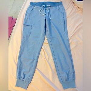 Figs - Women’s Vapor Blue Space Dye Scrub Top